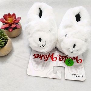 💕 NWT Winter Wishes White Kid's Slippers Size Small Unisex